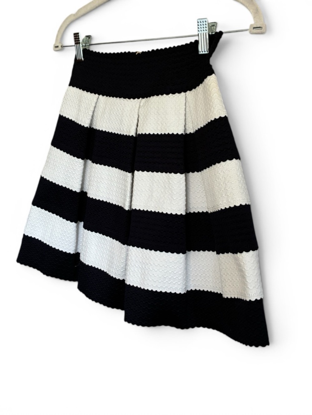 Ginger G Black and White Structured Striped Pleated Skirt - Size S - Picture 3 of 8